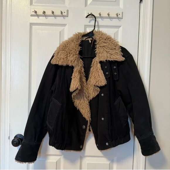 Free People Black Owen’s Sherpa Jacket - XS  as seen on Taylor Swift - Picture 10 of 12